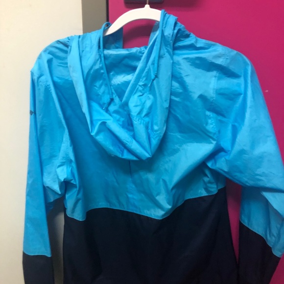 Columbia - Picture 2 of 2